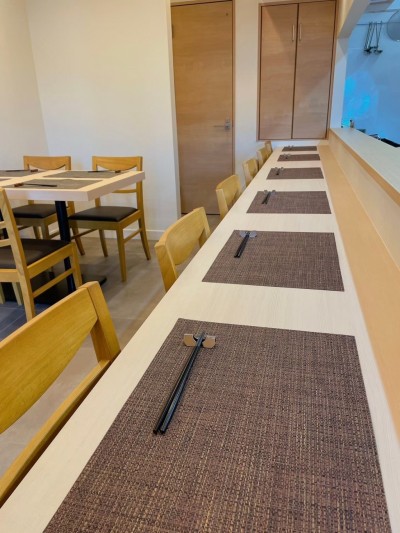 サンゲツの壁材を使用した和風な店奥