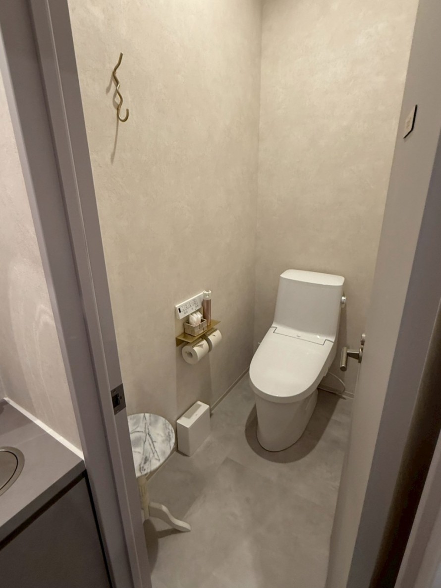 LIXILアメージュを採用した掃除しやすいサロントイレ